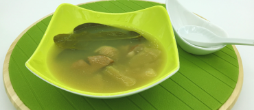Organic Dragon’s Tongue Pork Soup with Apples & Pears